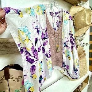 Enchanting Floral Boho Cape Kimono/cover up w shabby chic vibe